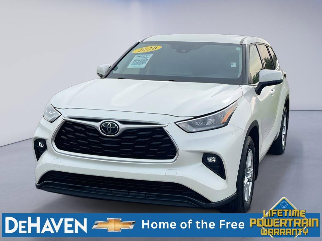 Used 2020 Toyota Highlander LE AWD/4WD image 1