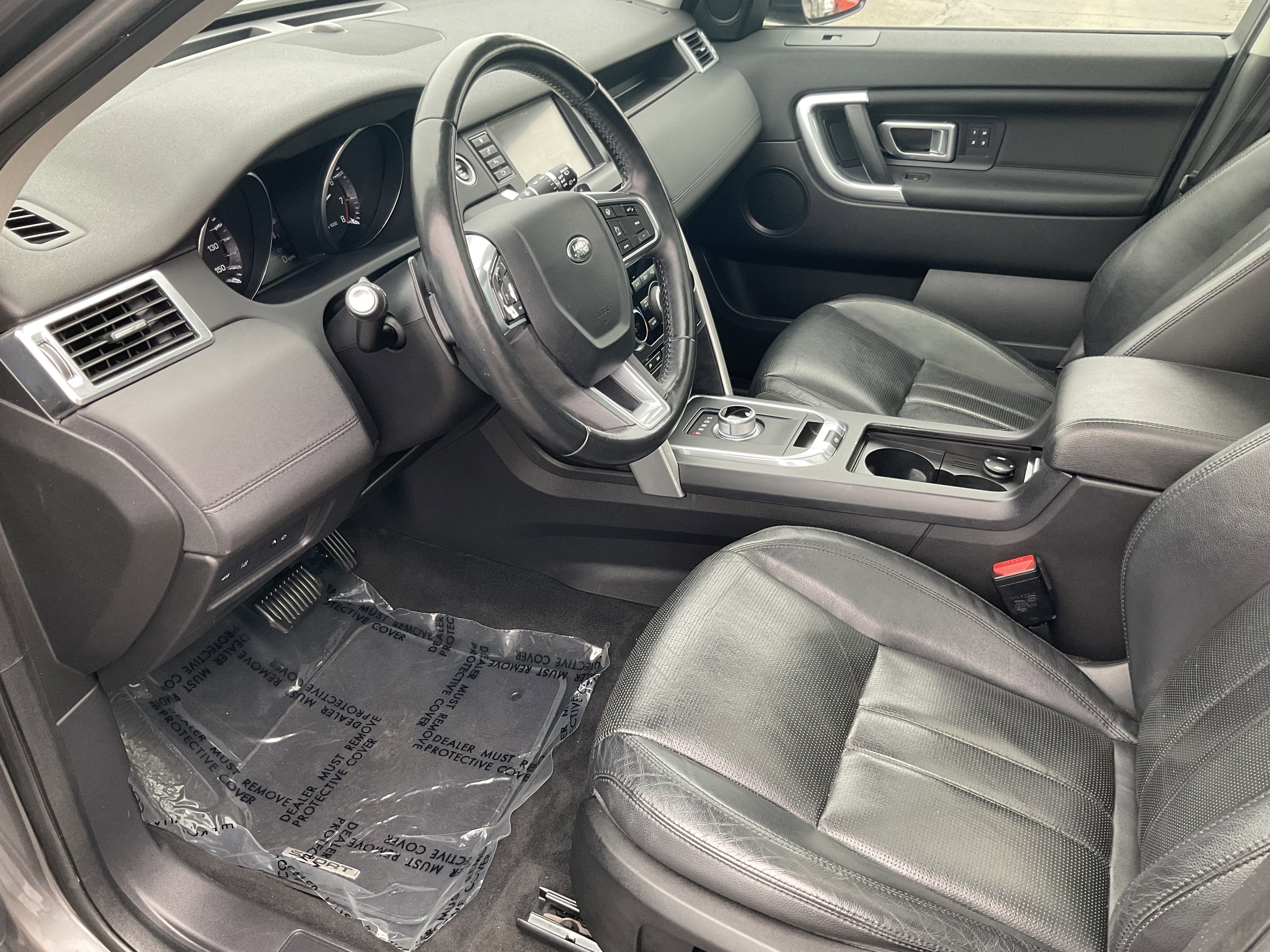 Used 2016 Land Rover Discovery Sport HSE AWD/4WD image 23