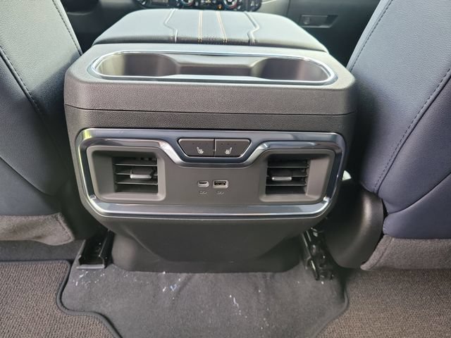 New 2026 Chevrolet Silverado 1500 High Country w/ Technology Package AWD/4WD image 15