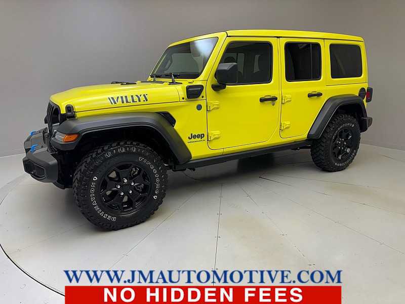 Used 2023 Jeep Wrangler Unlimited w/ Sun & Screen Package AWD/4WD image 1