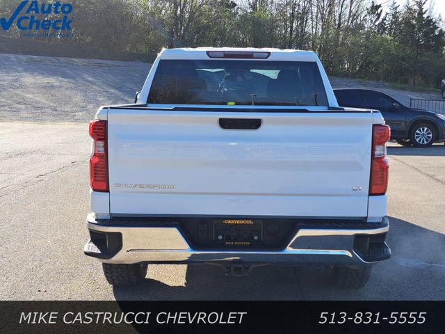 Used 2022 Chevrolet Silverado 1500 LT AWD/4WD image 4