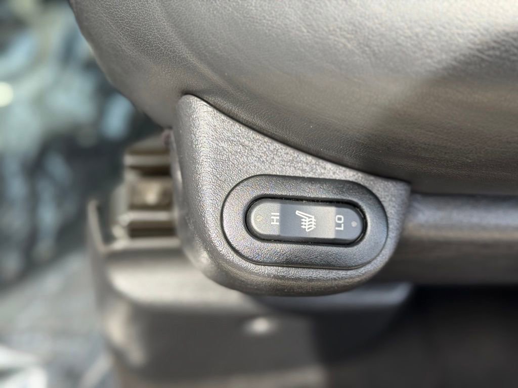 Used 2005 Chrysler PT Cruiser GT FWD image 28