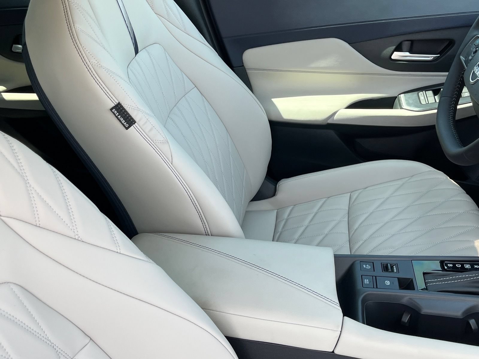 New 2026 Nissan Sentra SL w/ Floor Mat Package FWD image 10