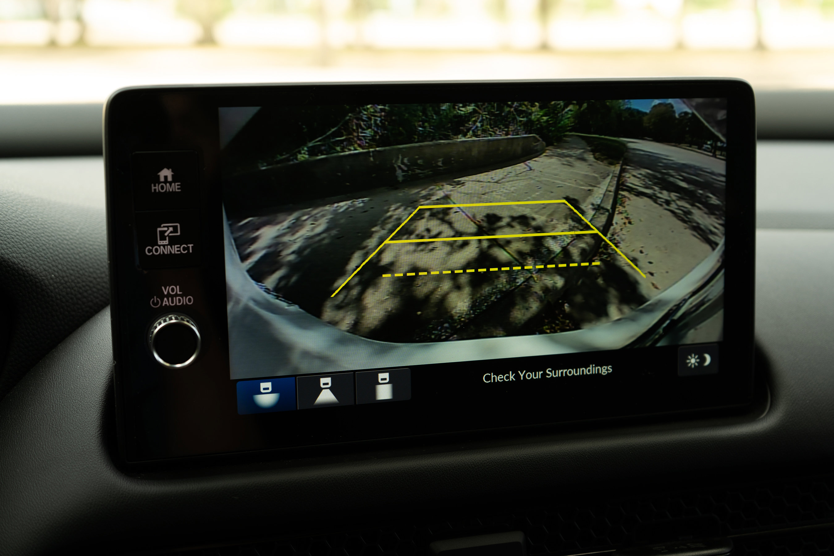 Certified 2026 Honda HR-V LX image 32