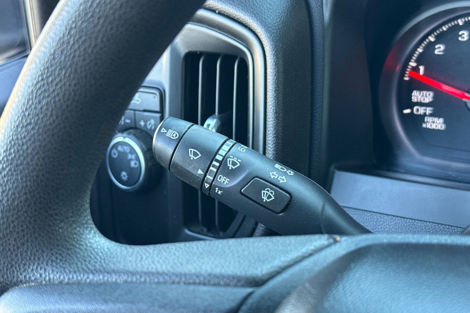 Used 2022 Chevrolet Silverado 1500 Custom image 35