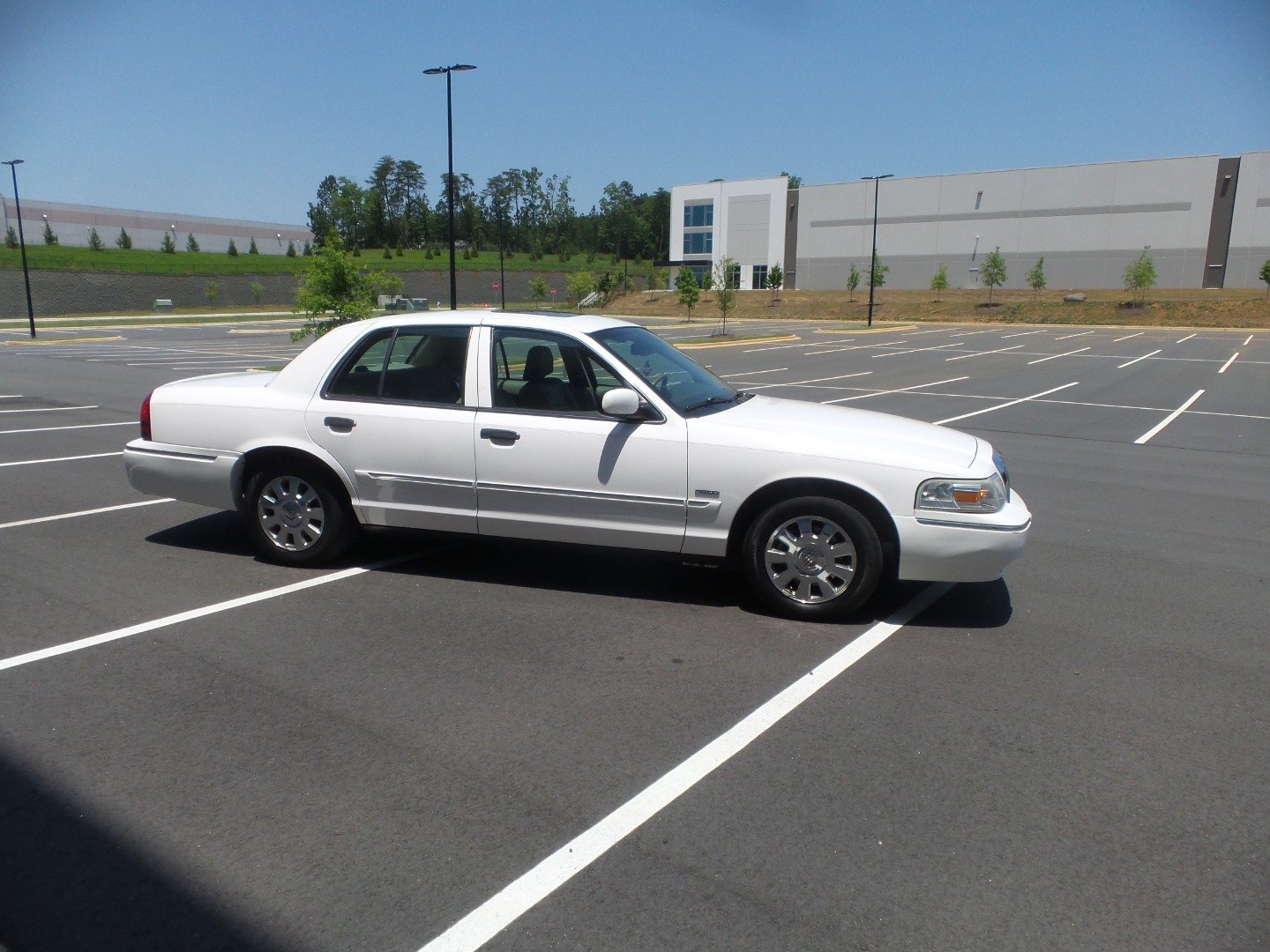 Used 2006 Mercury Grand Marquis LS RWD image 16