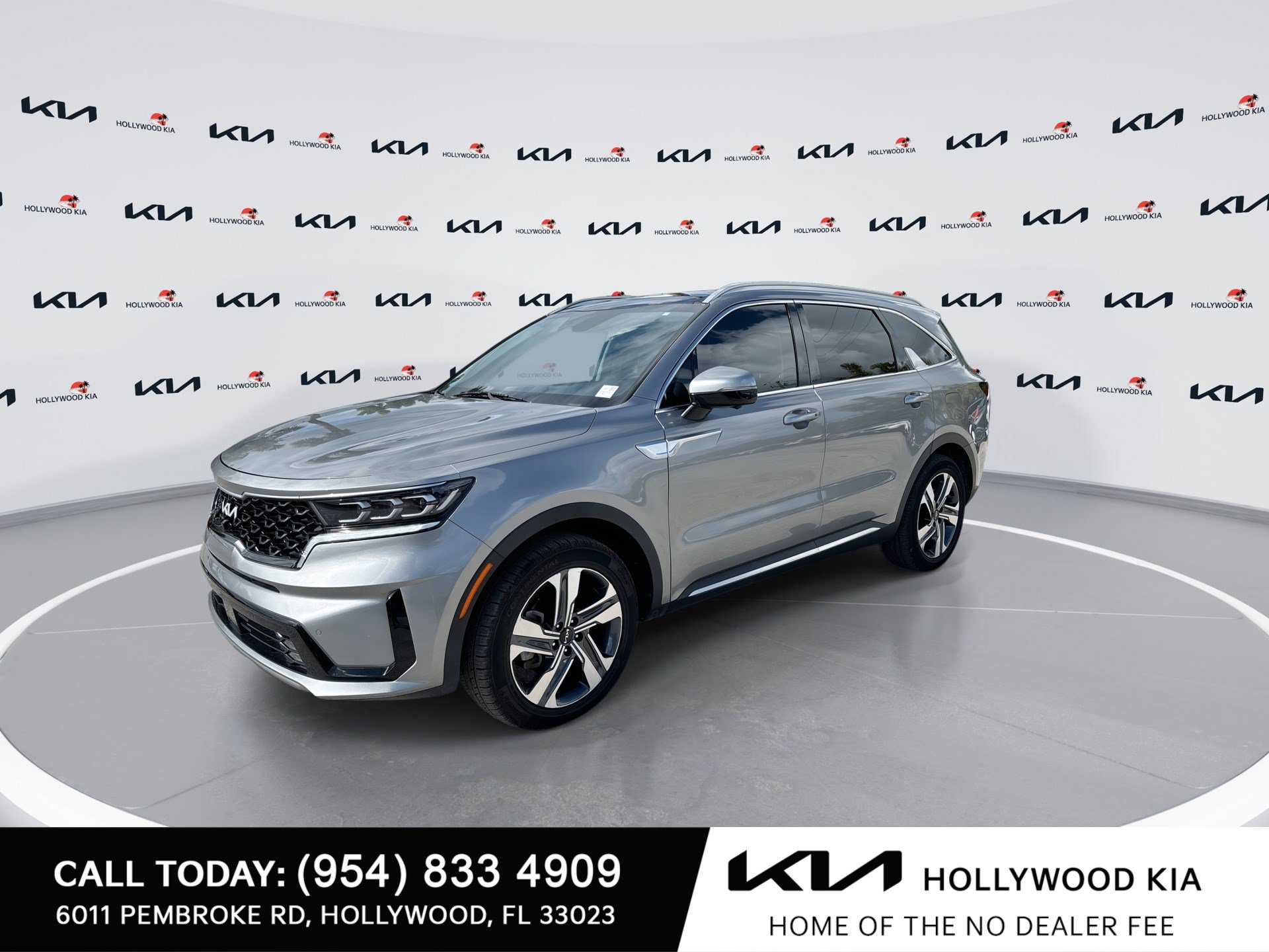 Used 2023 Kia Sorento SX Prestige w/ Panoramic Sunroof Package AWD/4WD image 4