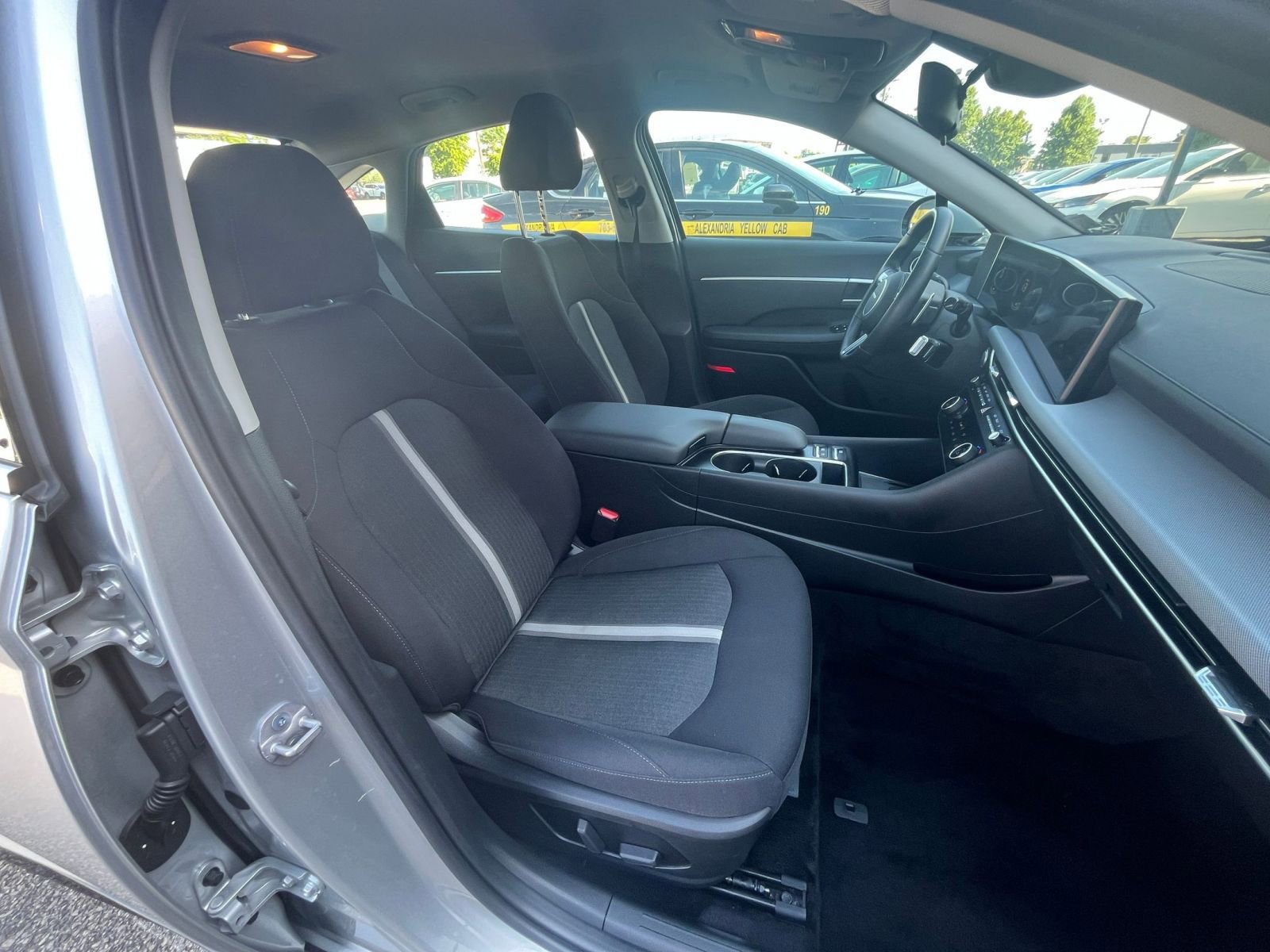 Used 2025 Hyundai Sonata SEL FWD image 36