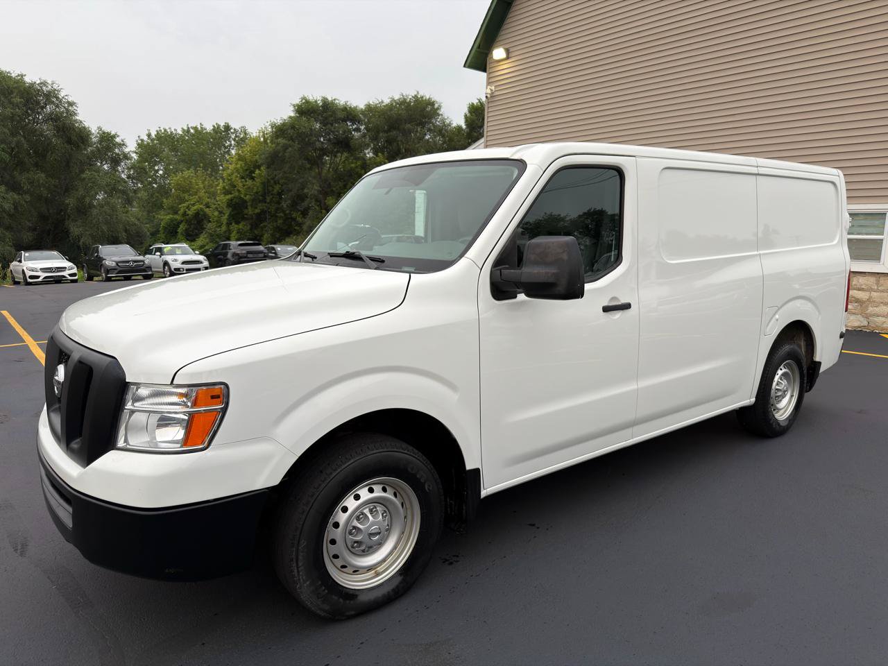 Used 2021 Nissan NV 1500 S RWD image 2