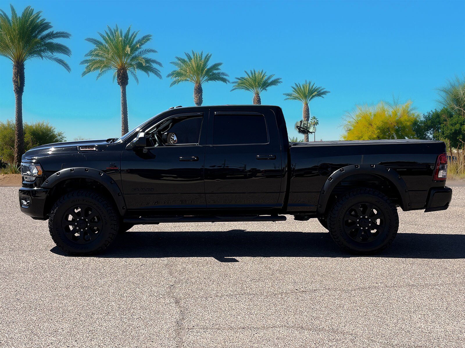Used 2020 RAM 2500 Big Horn w/ Night Edition AWD/4WD image 2