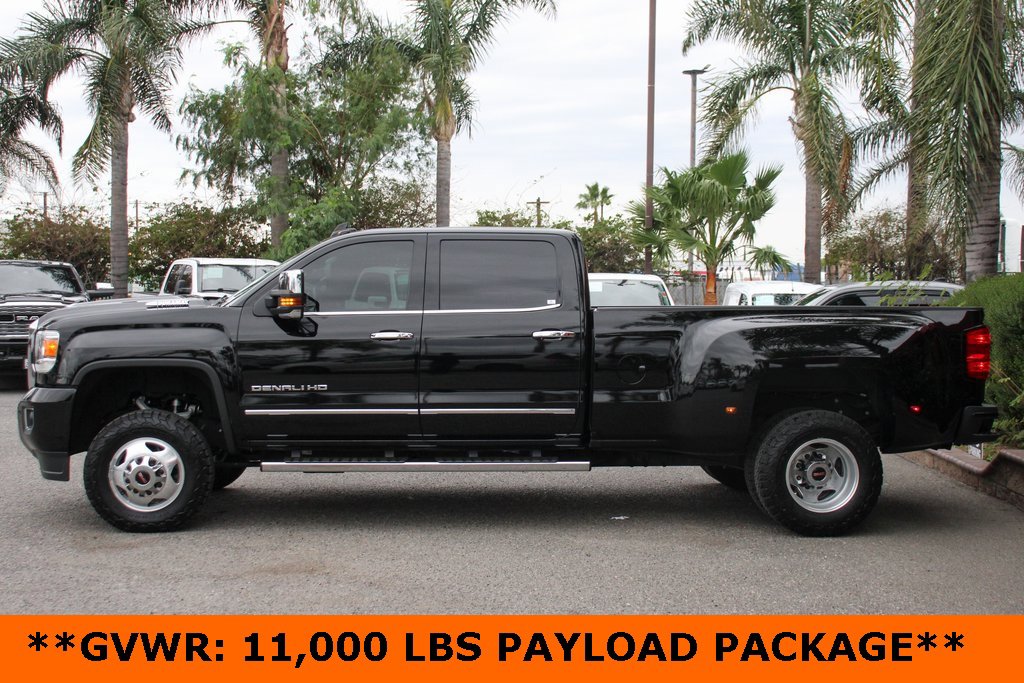 Used 2018 GMC Sierra 3500 Denali w/ Duramax Plus Package image 5