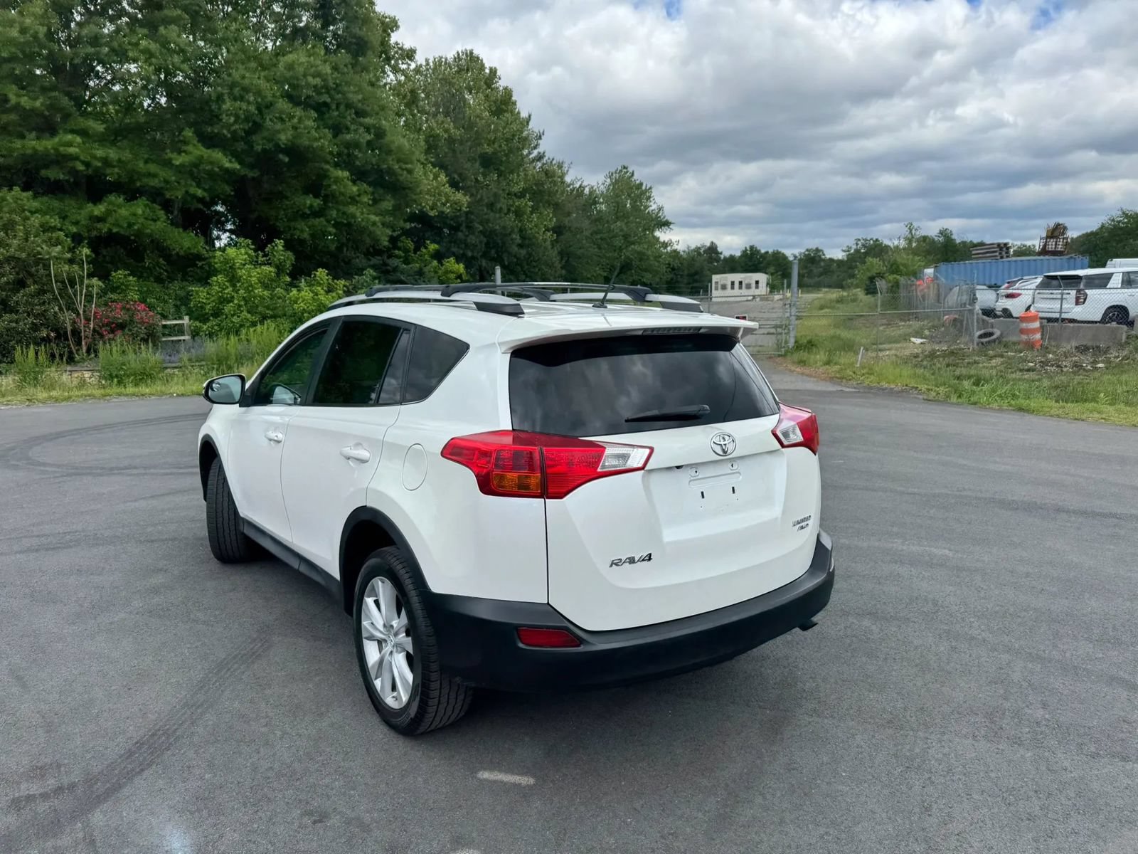 Used 2013 Toyota RAV4 Limited AWD/4WD image 27