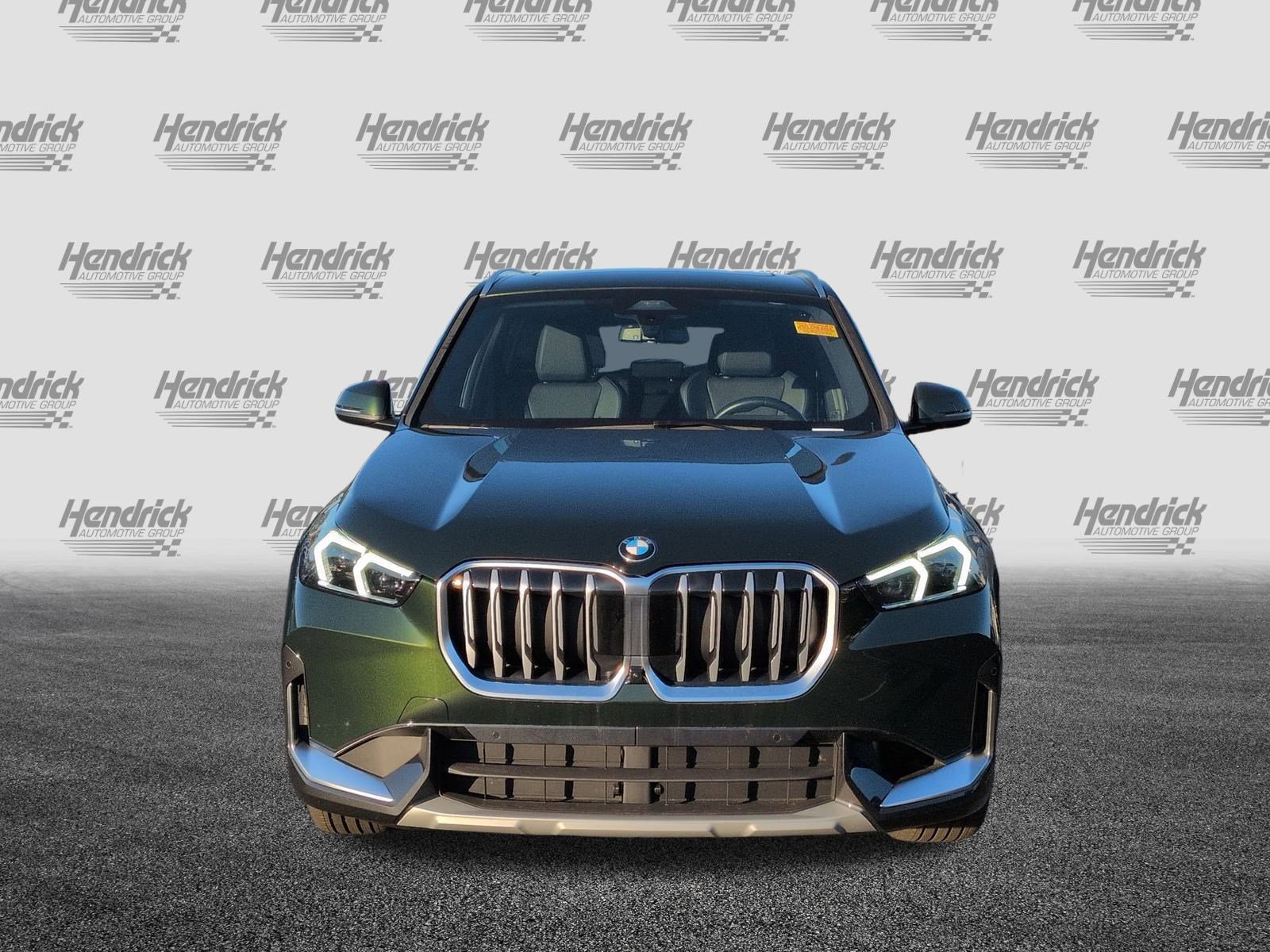Used 2025 BMW X1 xDrive28i image 3