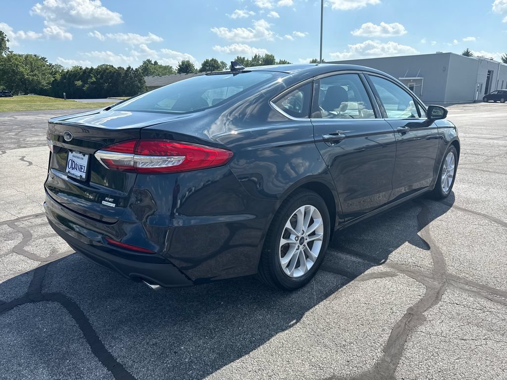 Used 2020 Ford Fusion SE FWD image 7