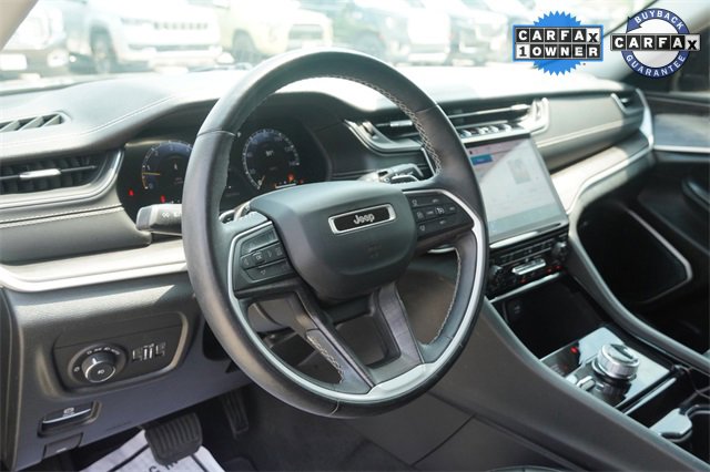 Used 2022 Jeep Grand Cherokee L Limited image 18