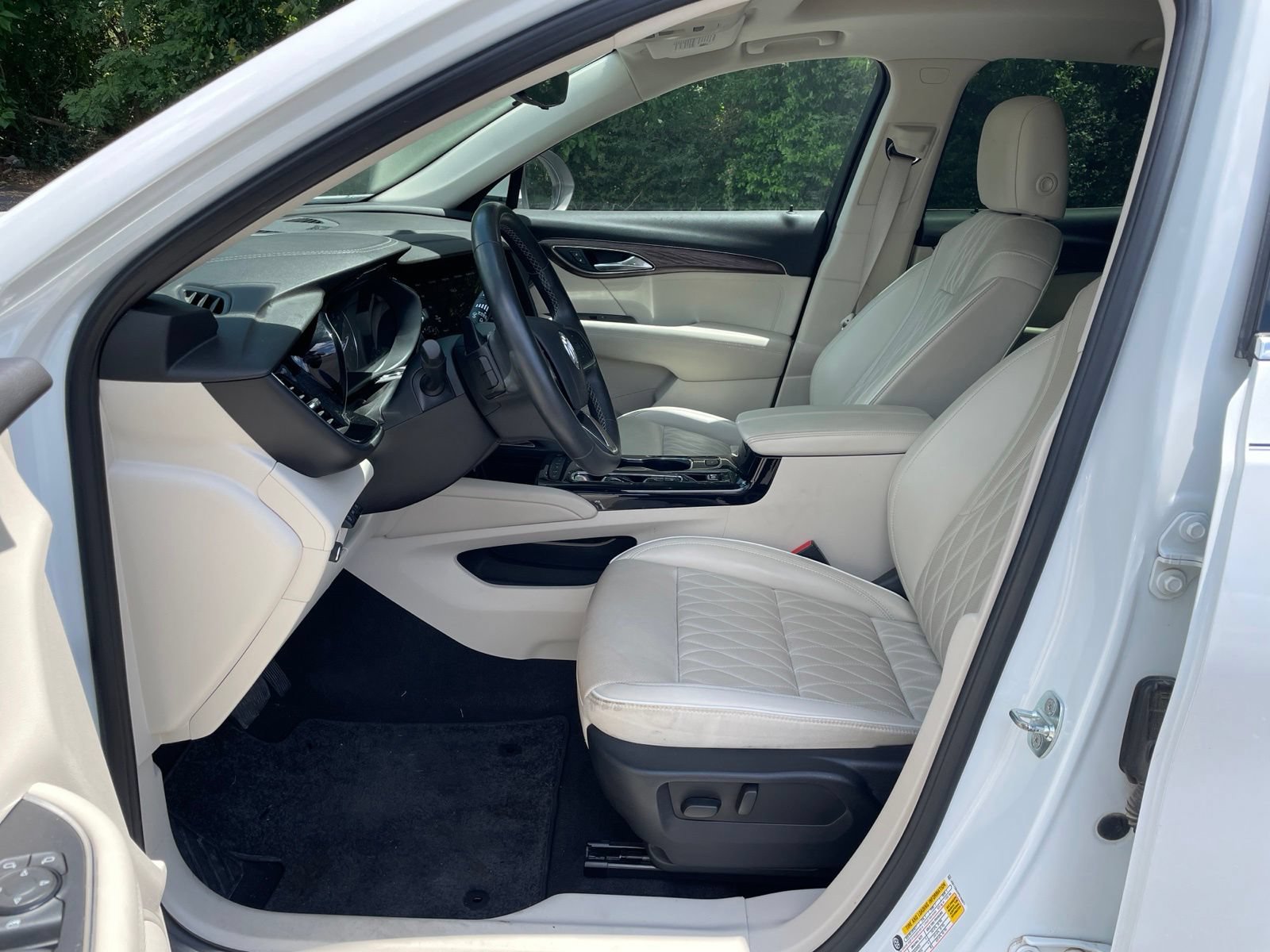 Used 2023 Buick Envision Avenir AWD/4WD image 13