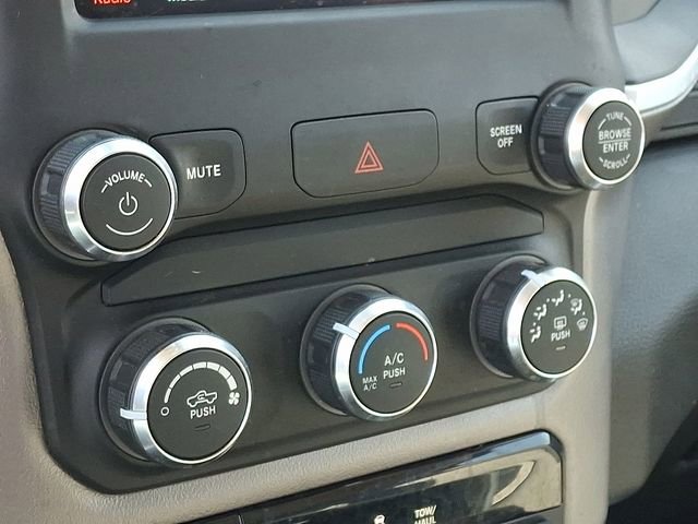 Used 2020 RAM 1500 Big Horn AWD/4WD image 17