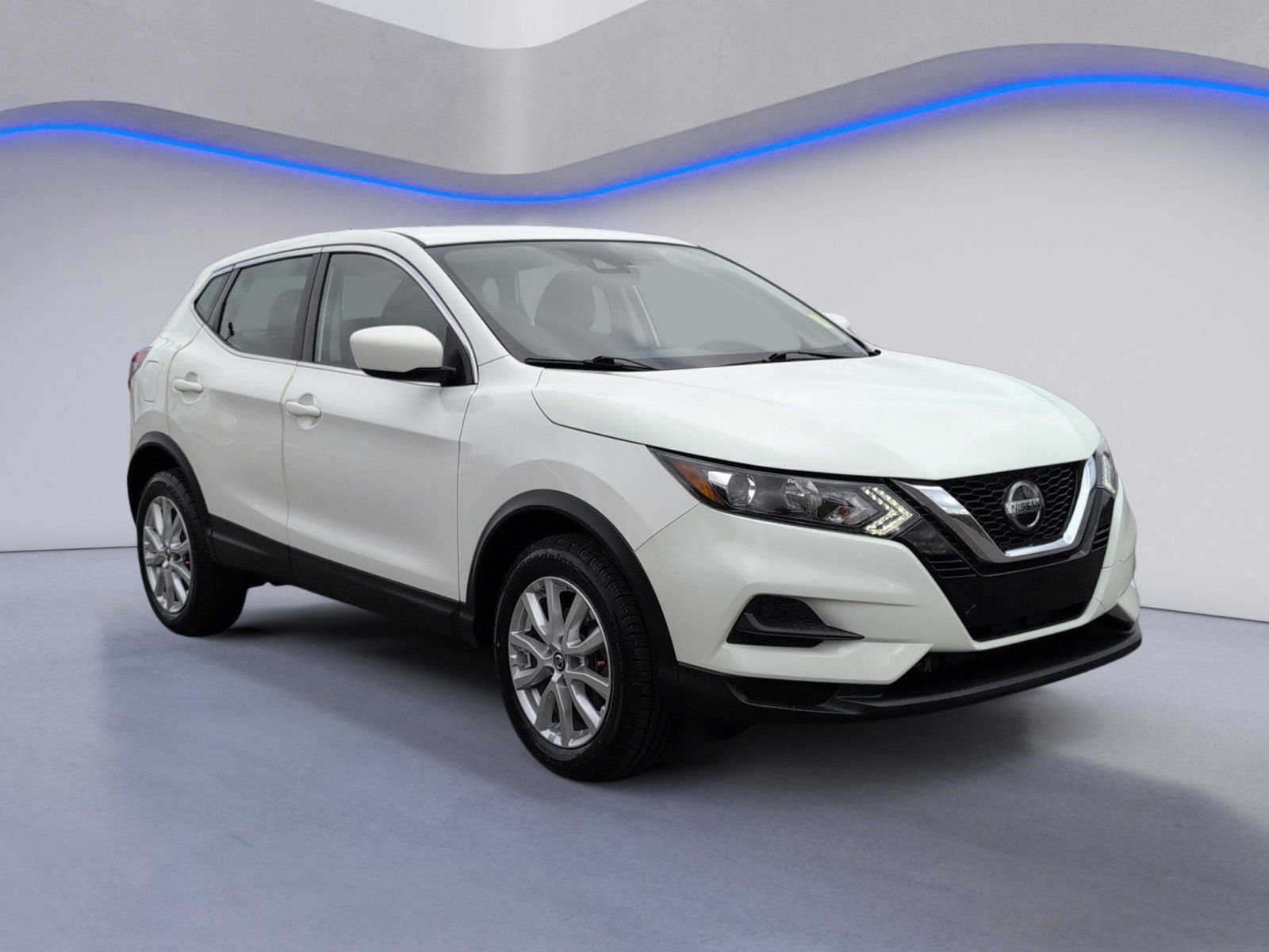 Used 2021 Nissan Rogue Sport S image 9