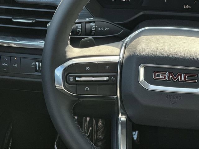 New 2025 GMC Acadia Elevation image 9