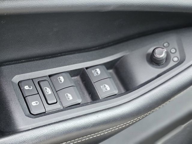 Used 2022 Jeep Grand Cherokee L Laredo w/ Luxury Tech Group I image 21