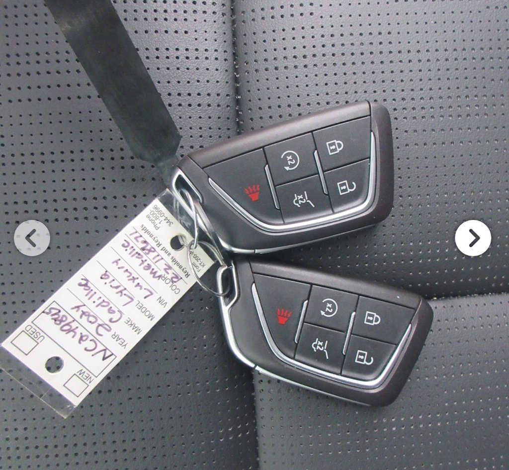 Used 2024 Cadillac Lyriq Luxury w/ LPO, Floor Liner Package image 11