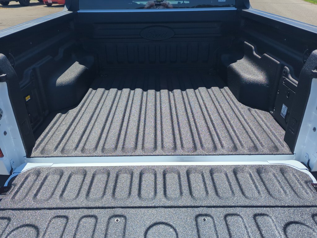 New 2025 Ford Maverick XLT w/ XLT Luxury Package image 9