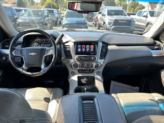 Used 2015 Chevrolet Suburban LT w/ Luxury Package AWD/4WD image 27