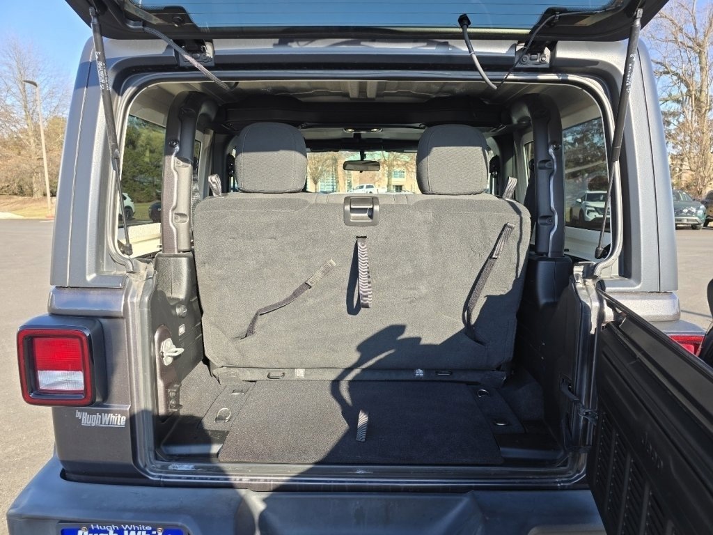 Used 2021 Jeep Wrangler Sport image 14