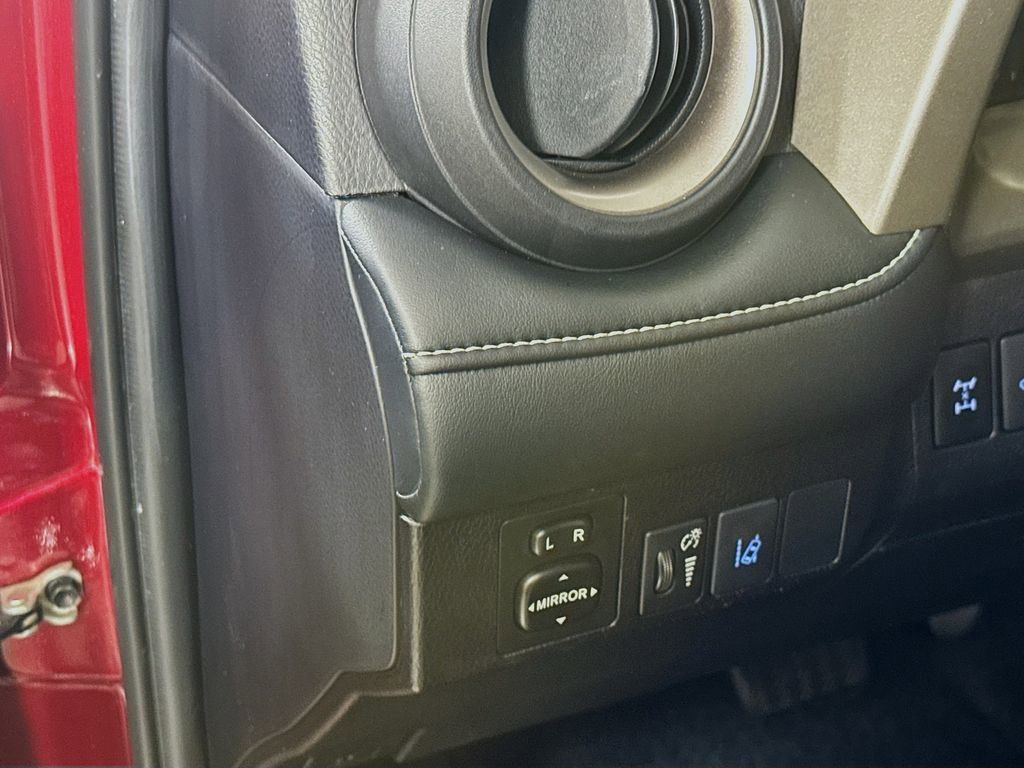 Used 2018 Toyota RAV4 Adventure image 10