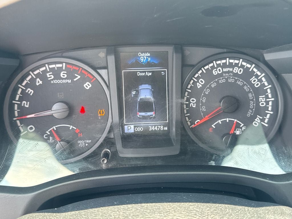 Used 2023 Toyota Tacoma SR AWD/4WD image 17