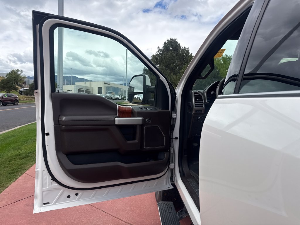 Used 2019 Ford F350 King Ranch w/ King Ranch Ultimate Package AWD/4WD image 10