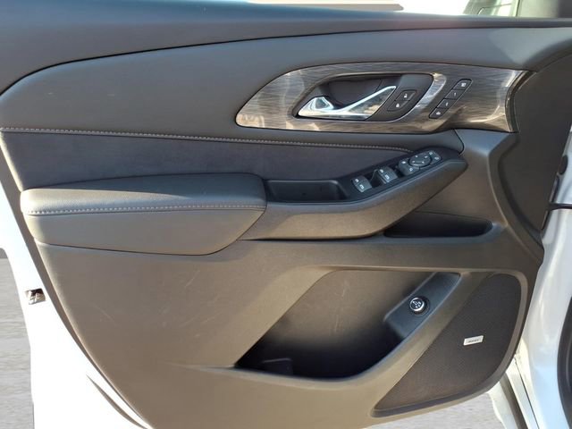 Used 2024 Chevrolet Traverse High Country w/ LPO, Floor Liner Package FWD image 18