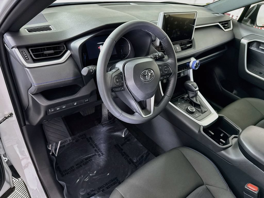 Certified 2025 Toyota RAV4 SE w/ Convenience Package AWD/4WD image 20