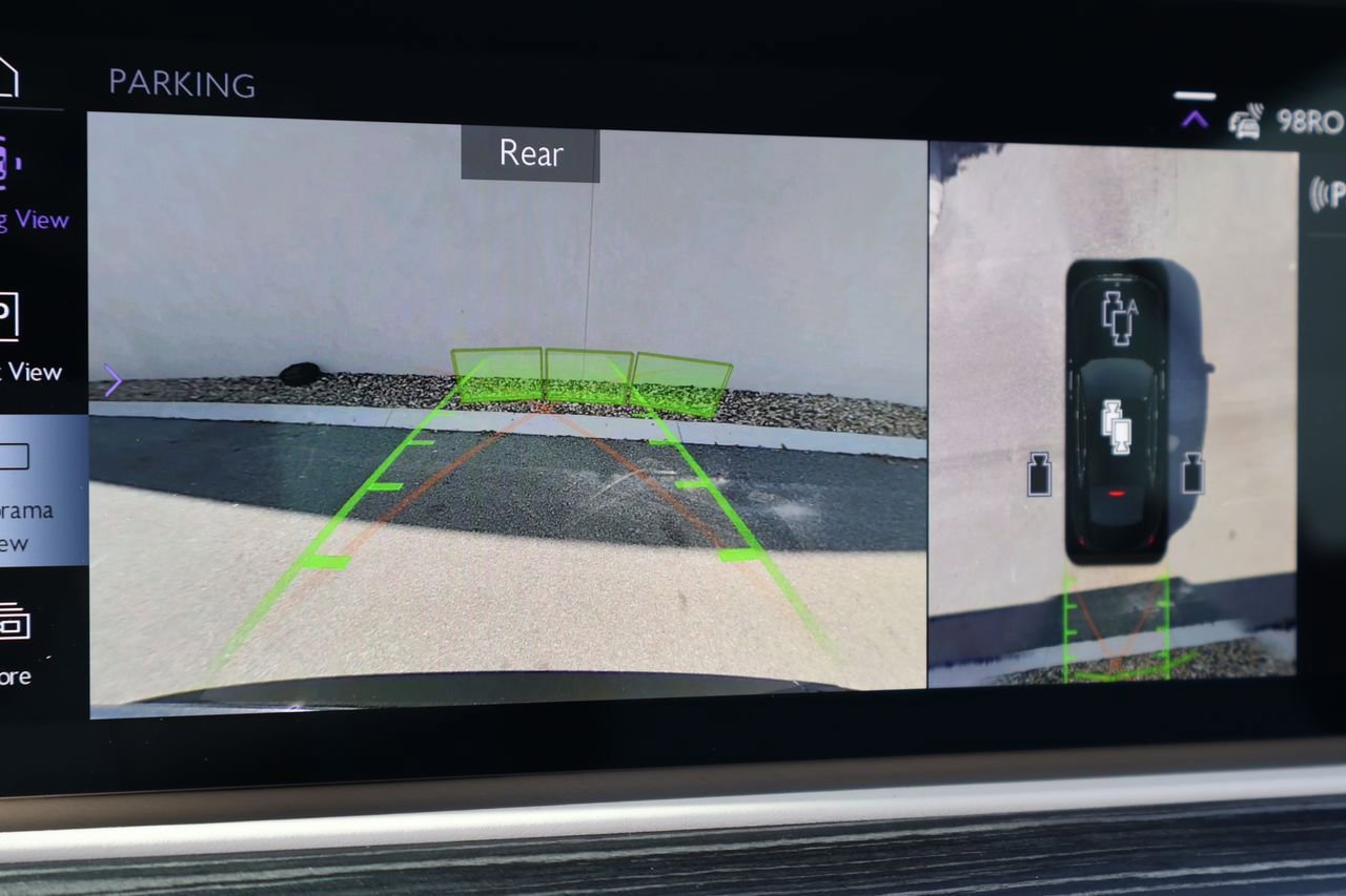 New 2026 Rolls-Royce Spectre image 26