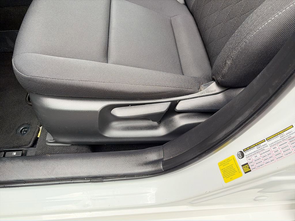 Used 2023 Toyota Corolla LE FWD image 20