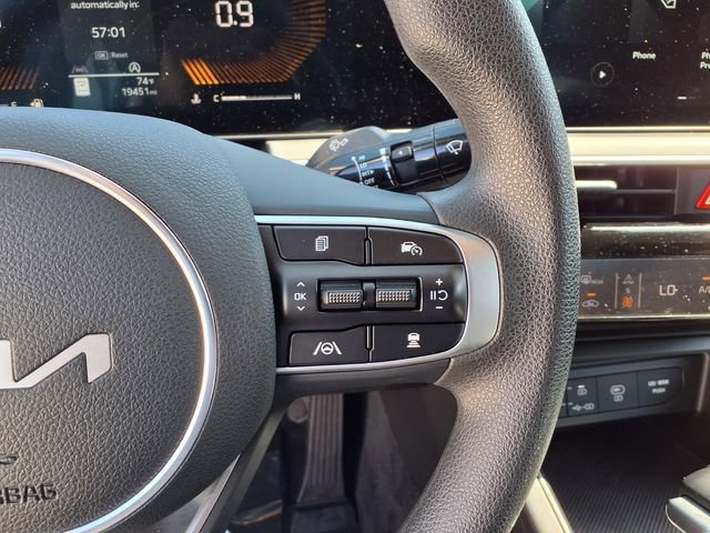 Used 2025 Kia K5 LXS FWD image 15