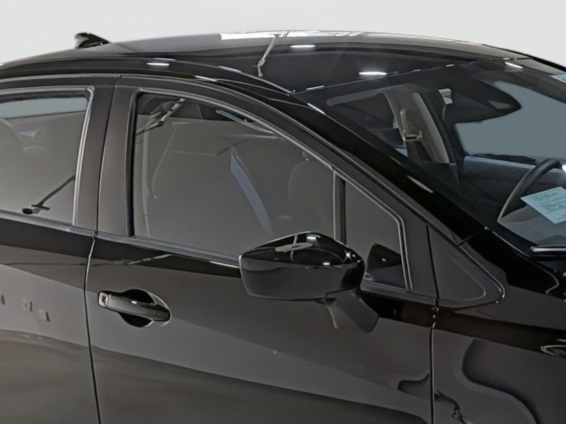 Used 2025 Nissan Versa SV w/ Trunk Package image 15