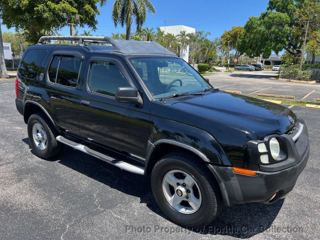 Used 2004 Nissan Xterra XE image 2