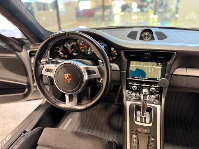 Used 2015 Porsche 911 GT3 RWD image 26