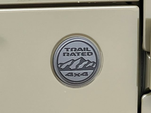 New 2026 Jeep Gladiator Sport AWD/4WD image 2