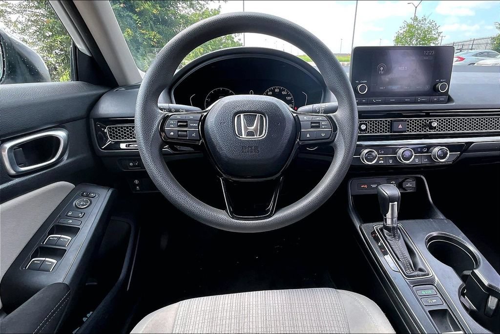 Used 2023 Honda Civic LX image 6