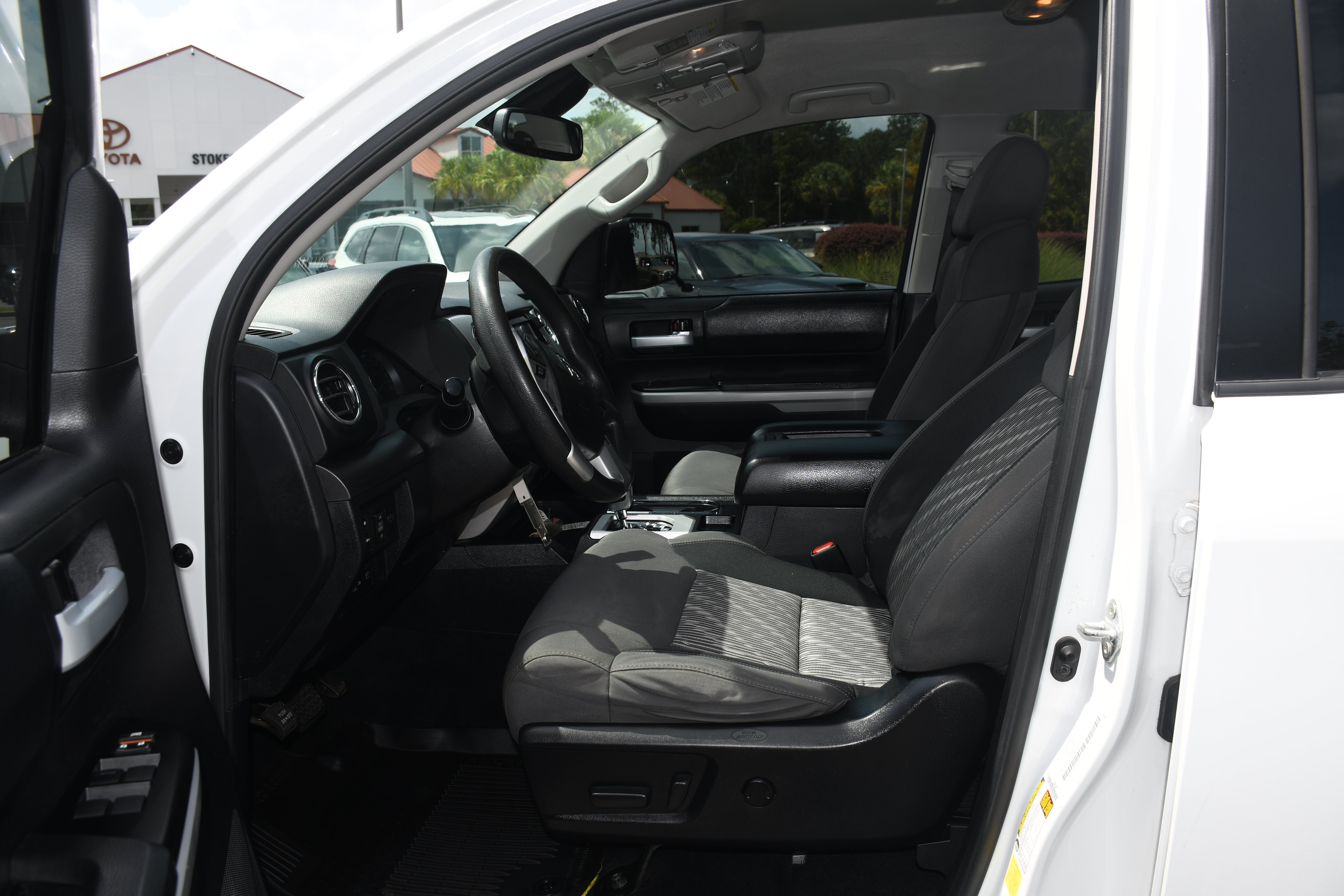 Used 2021 Toyota Tundra SR5 RWD image 7