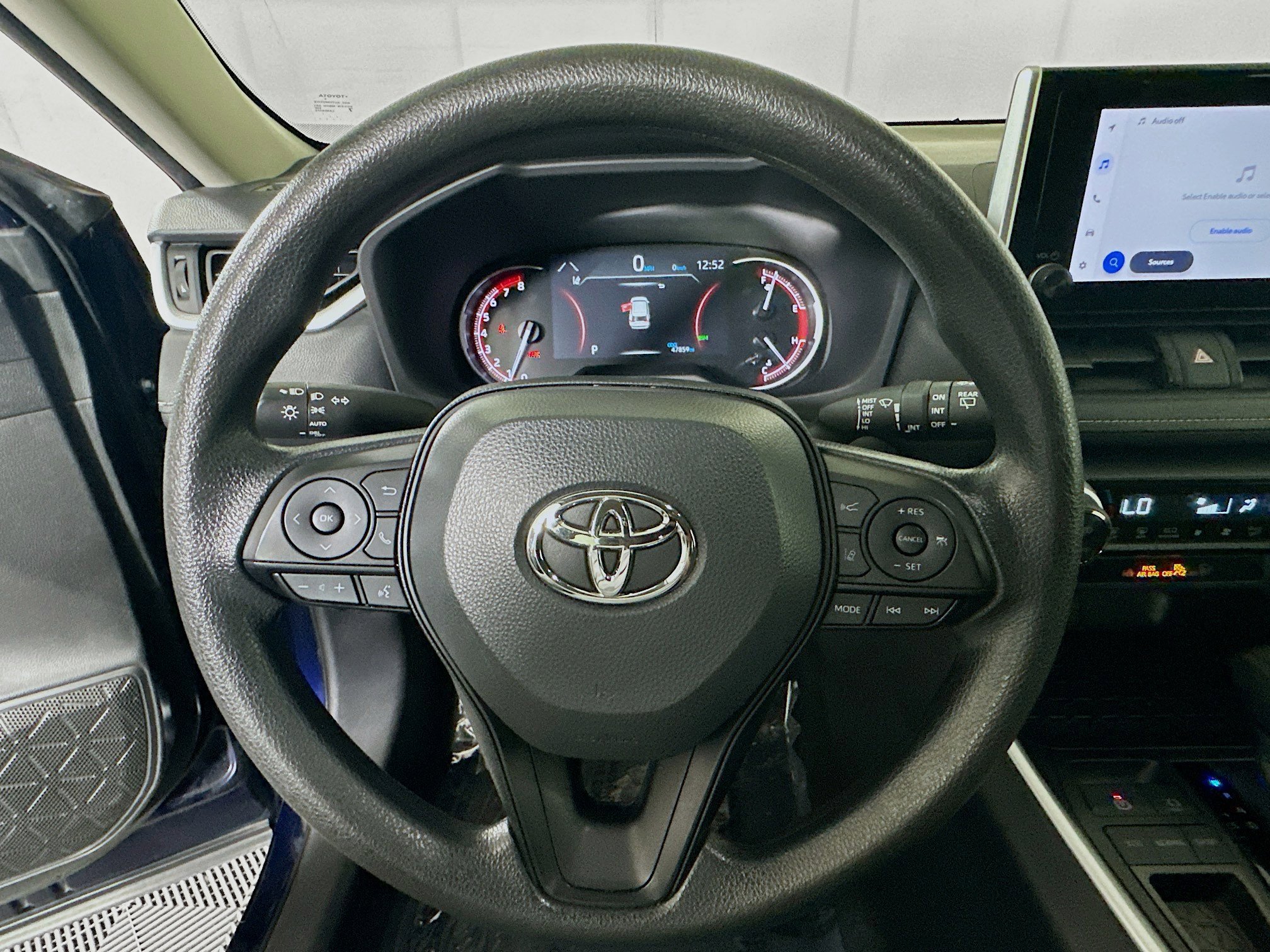 Used 2024 Toyota RAV4 XLE image 15