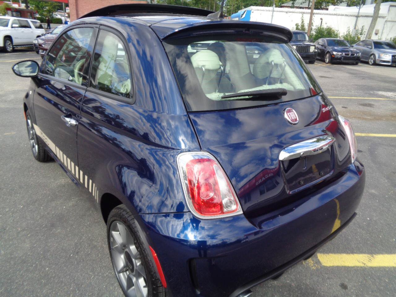 Used 2019 FIAT 500 Pop FWD image 17