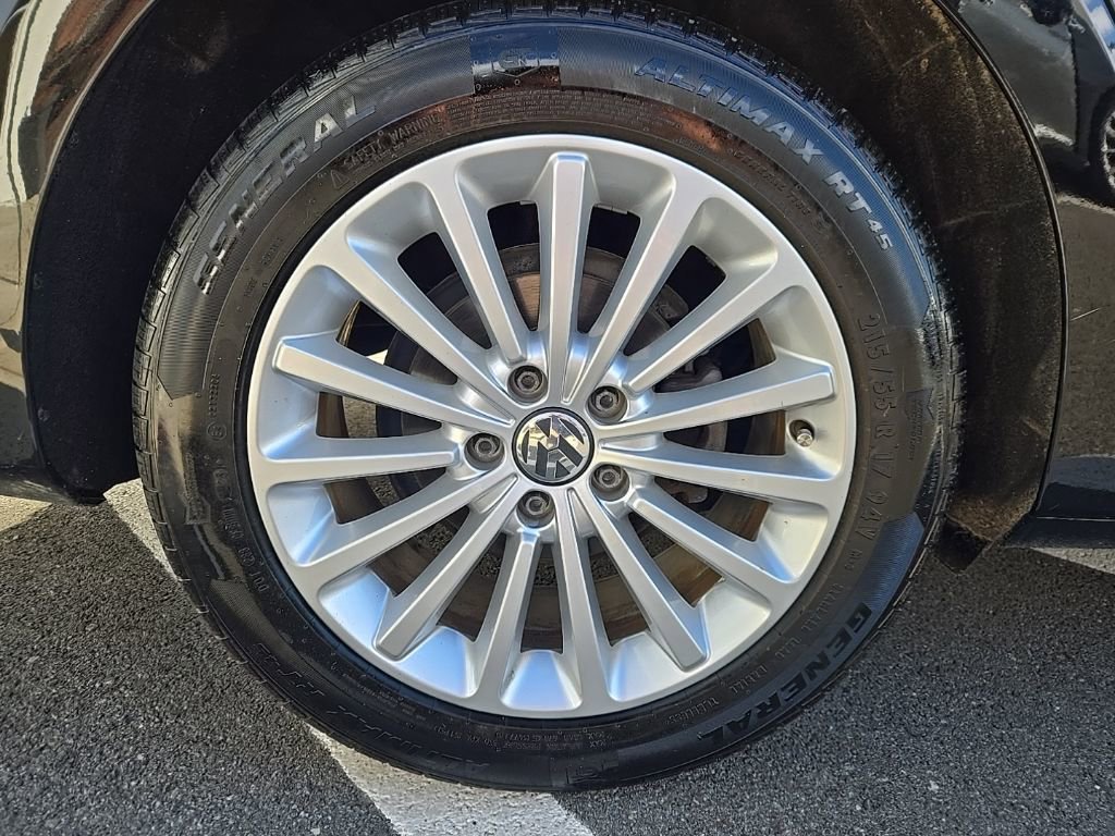 Used 2016 Volkswagen Passat 1.8T SE image 9