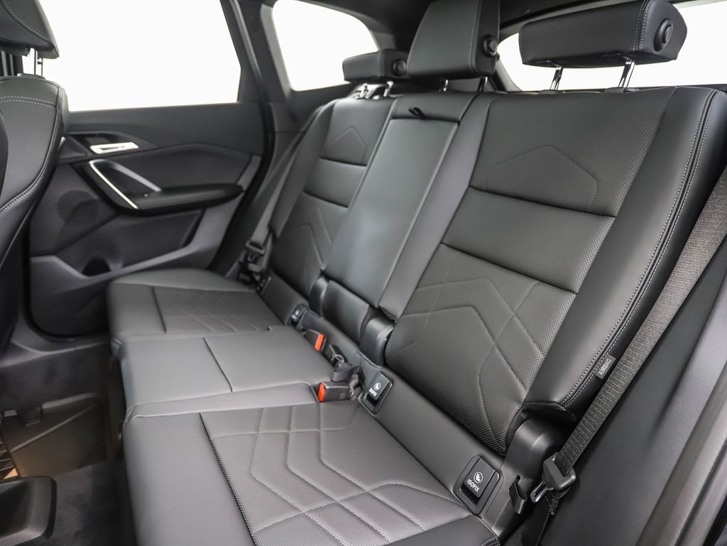 Used 2025 BMW X1 xDrive28i w/ Convenience Package image 23