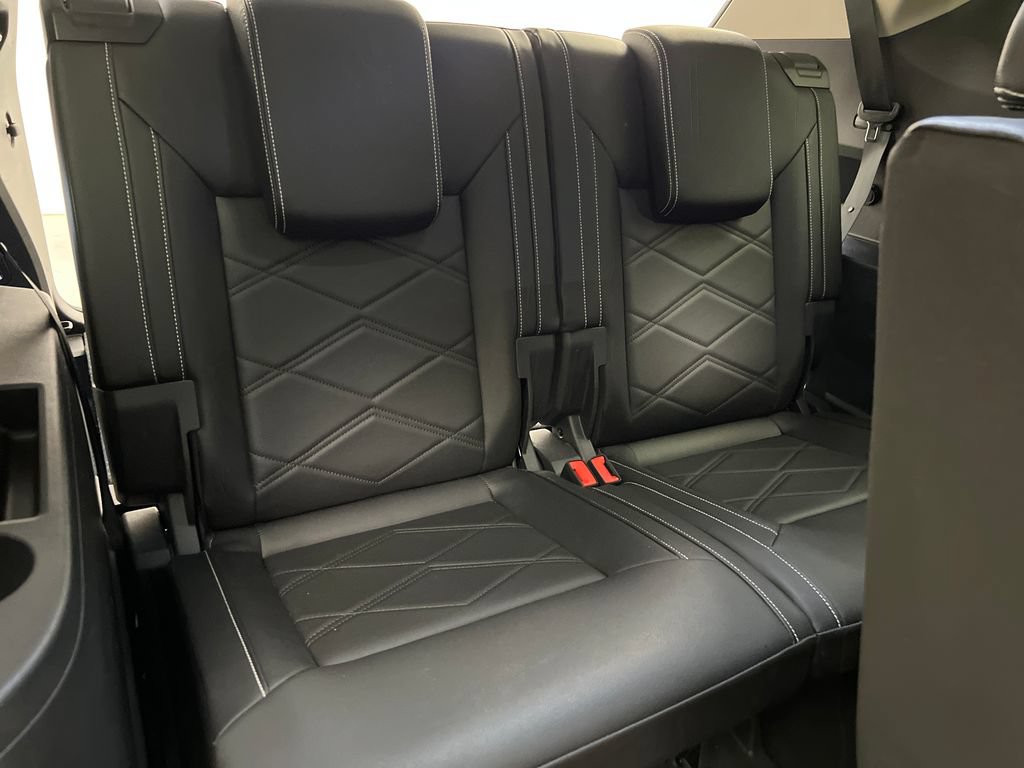 Used 2026 Volkswagen Atlas SE FWD image 38