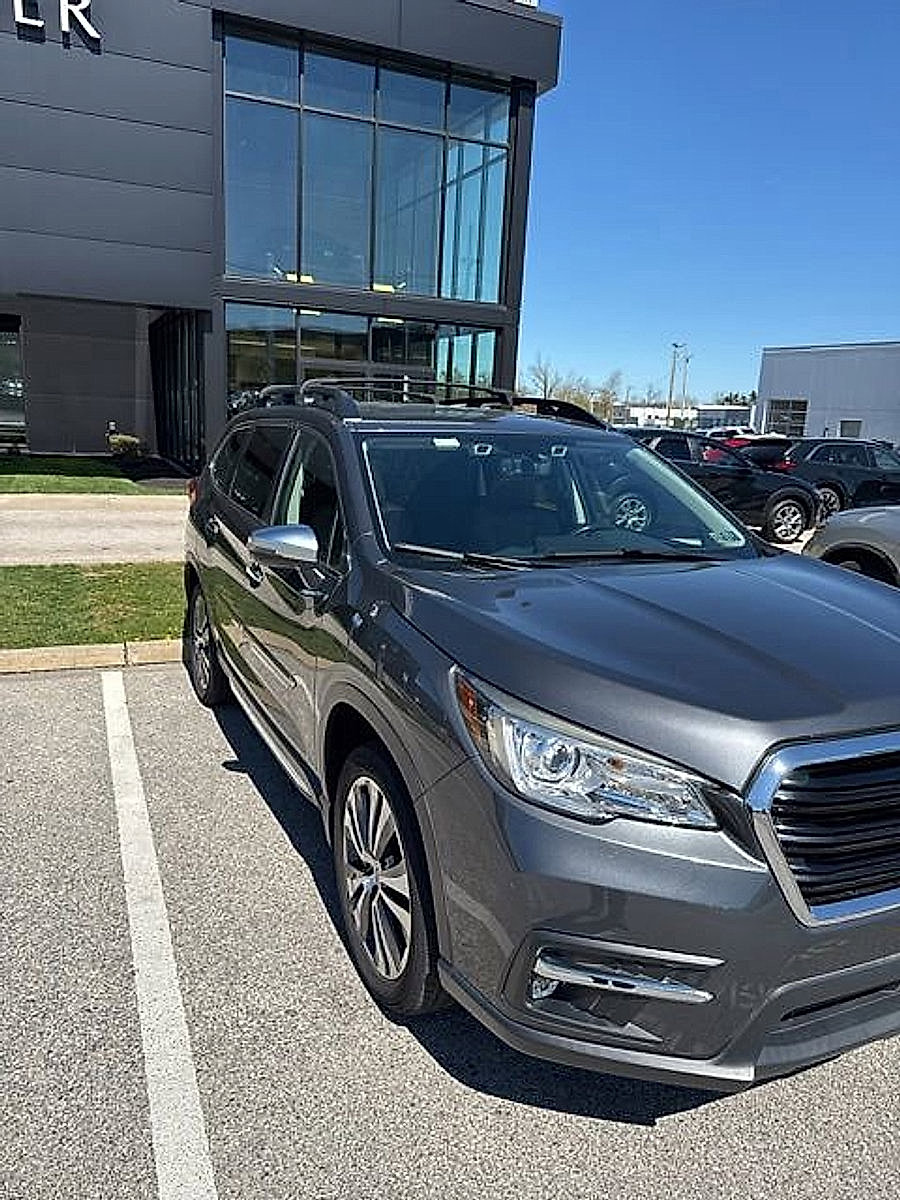 Used 2021 Subaru Ascent Touring w/ Popular Package #2 image 12