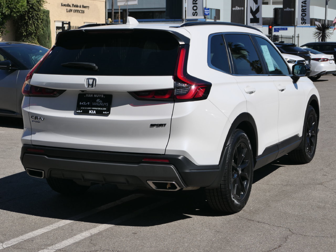 Used 2025 Honda CR-V Sport image 2