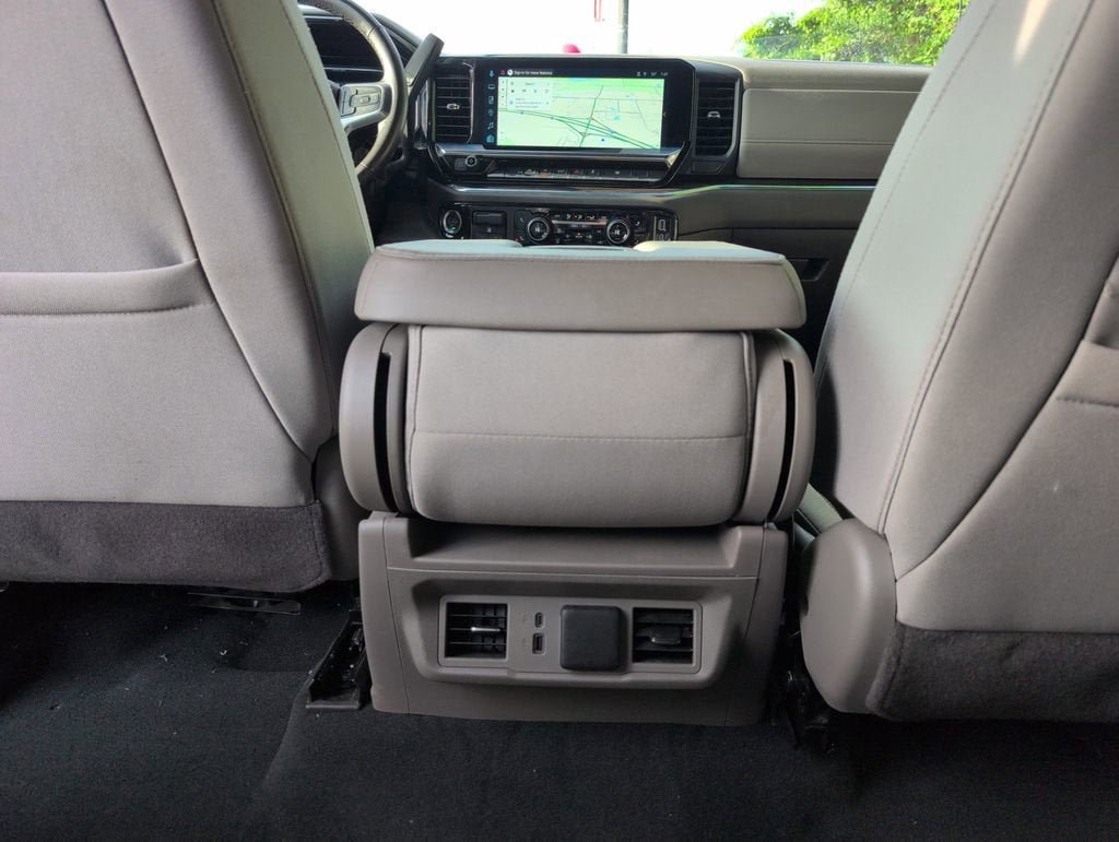 Used 2025 Chevrolet Silverado 1500 LT AWD/4WD image 28